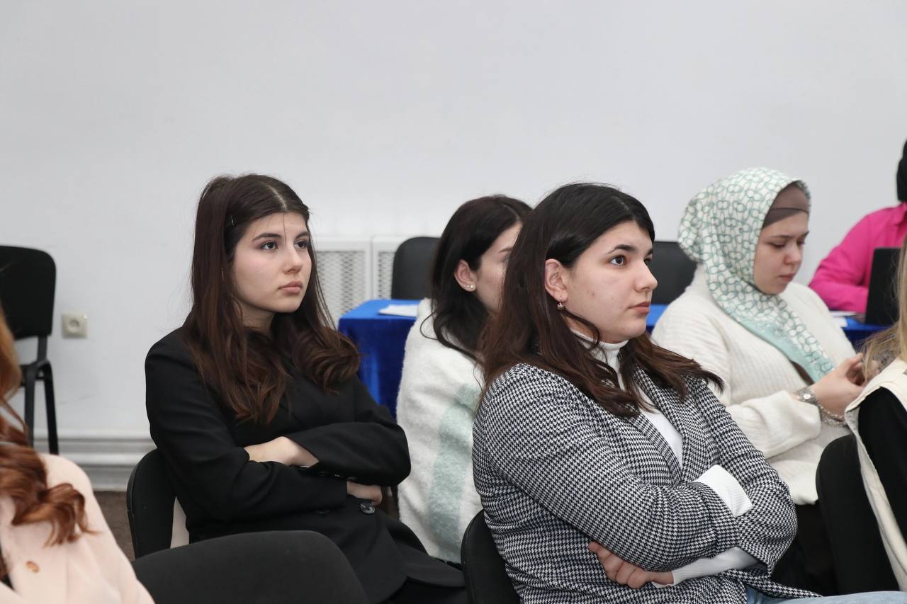 «Доброволец года».