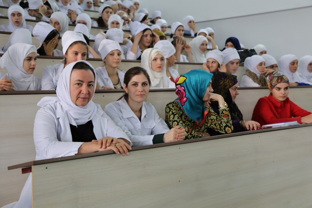 В Медицинском колледже имени Башларова прошло мероприятие посвященное Дню учителя