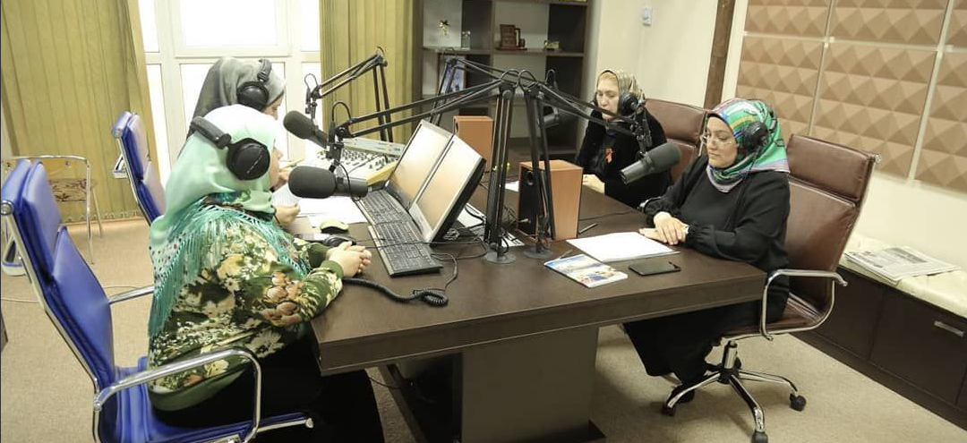 "Есть разговор"  в эфире радио "Ватан"