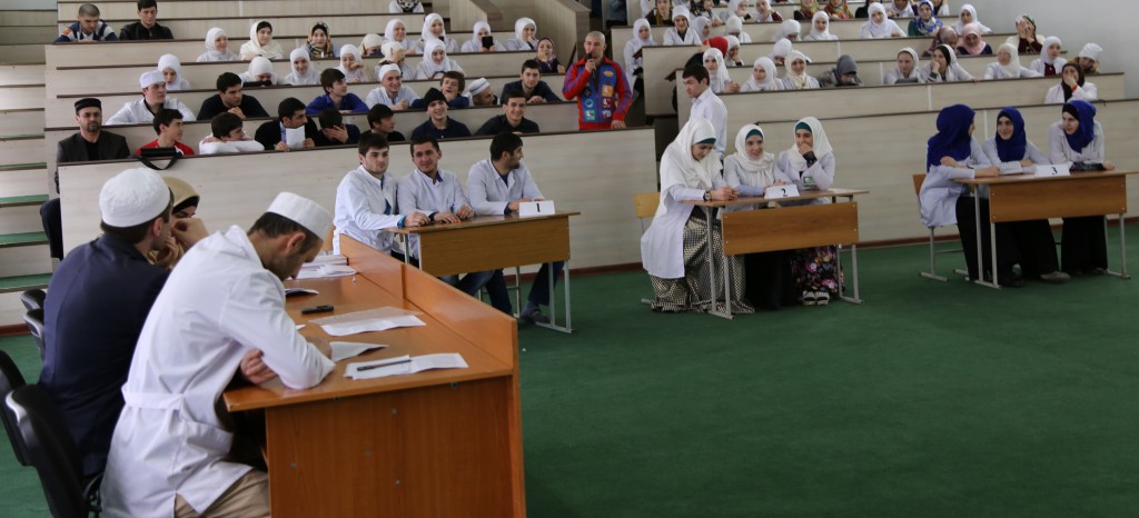 В медицинском колледже имени Башларова прошел финал конкурса по жизнеописанию Пророка Мухаммада