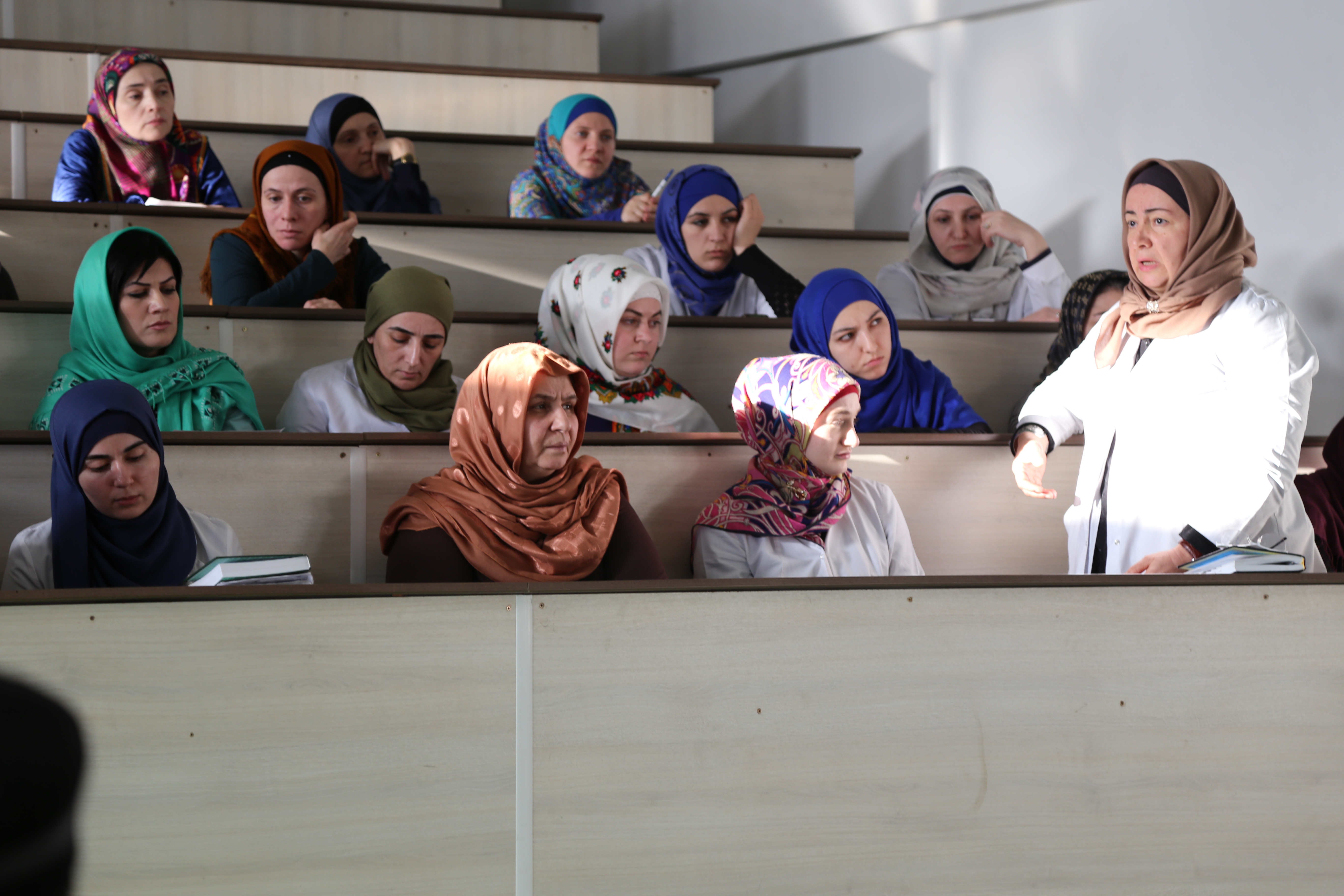 Заседание педагогического совета прошло в медицинском колледже имени Башларова 10.02.2016 года