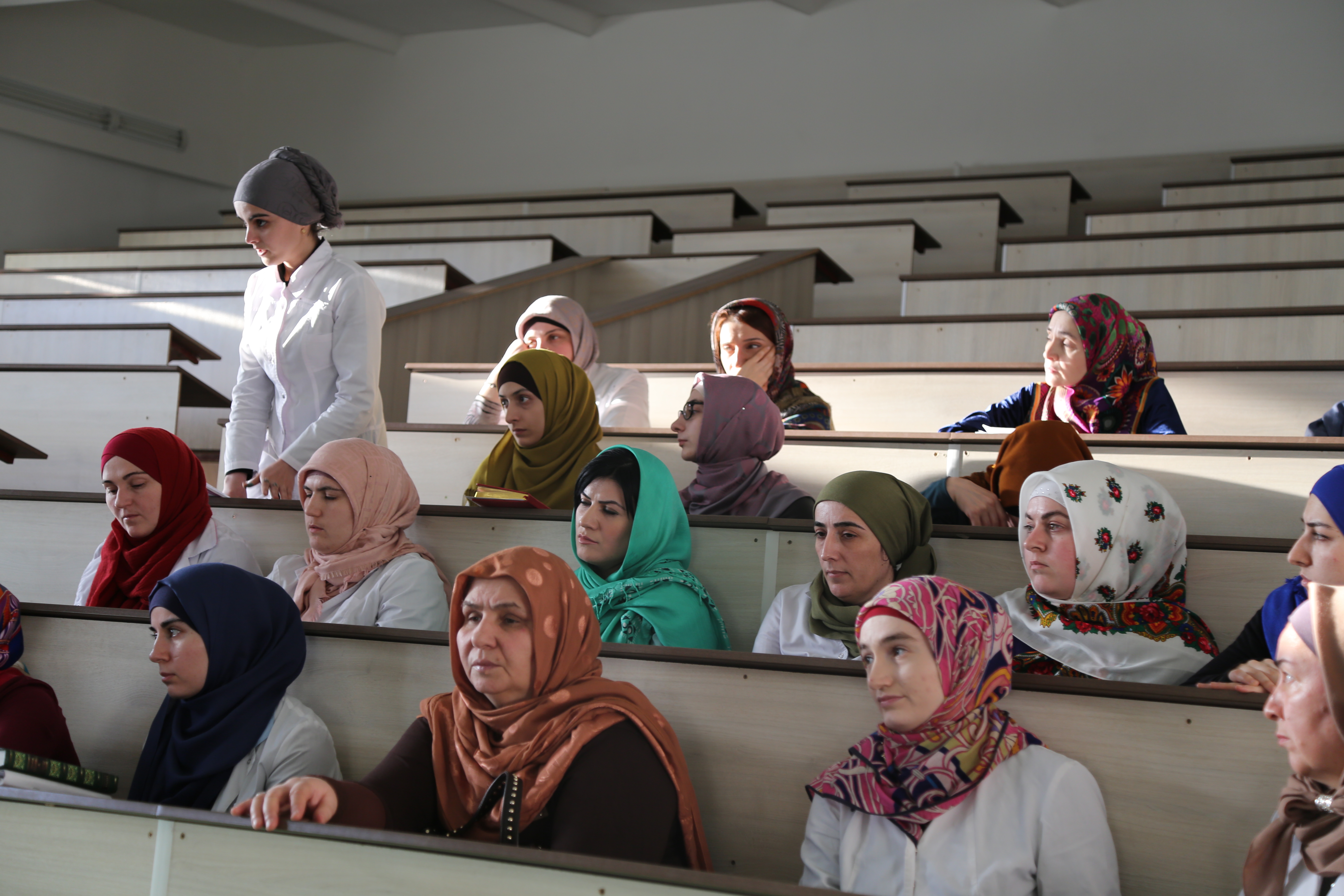 Заседание педагогического совета прошло в медицинском колледже имени Башларова 10.02.2016 года