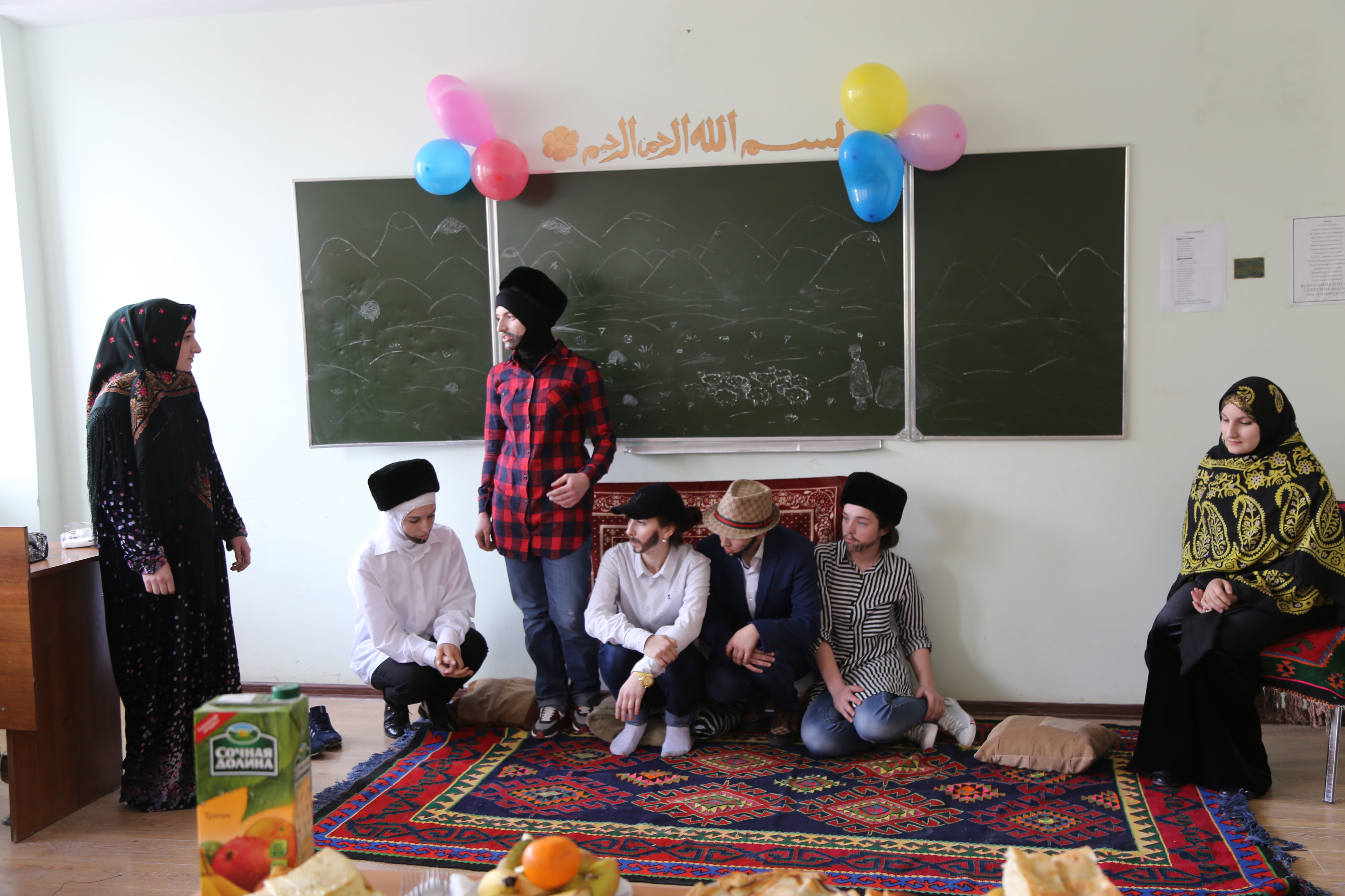 Студенты первого курса, медицинского колледжа имени Башларова, провели открытый урок на тему «Единство народов – богатства Дагестана»