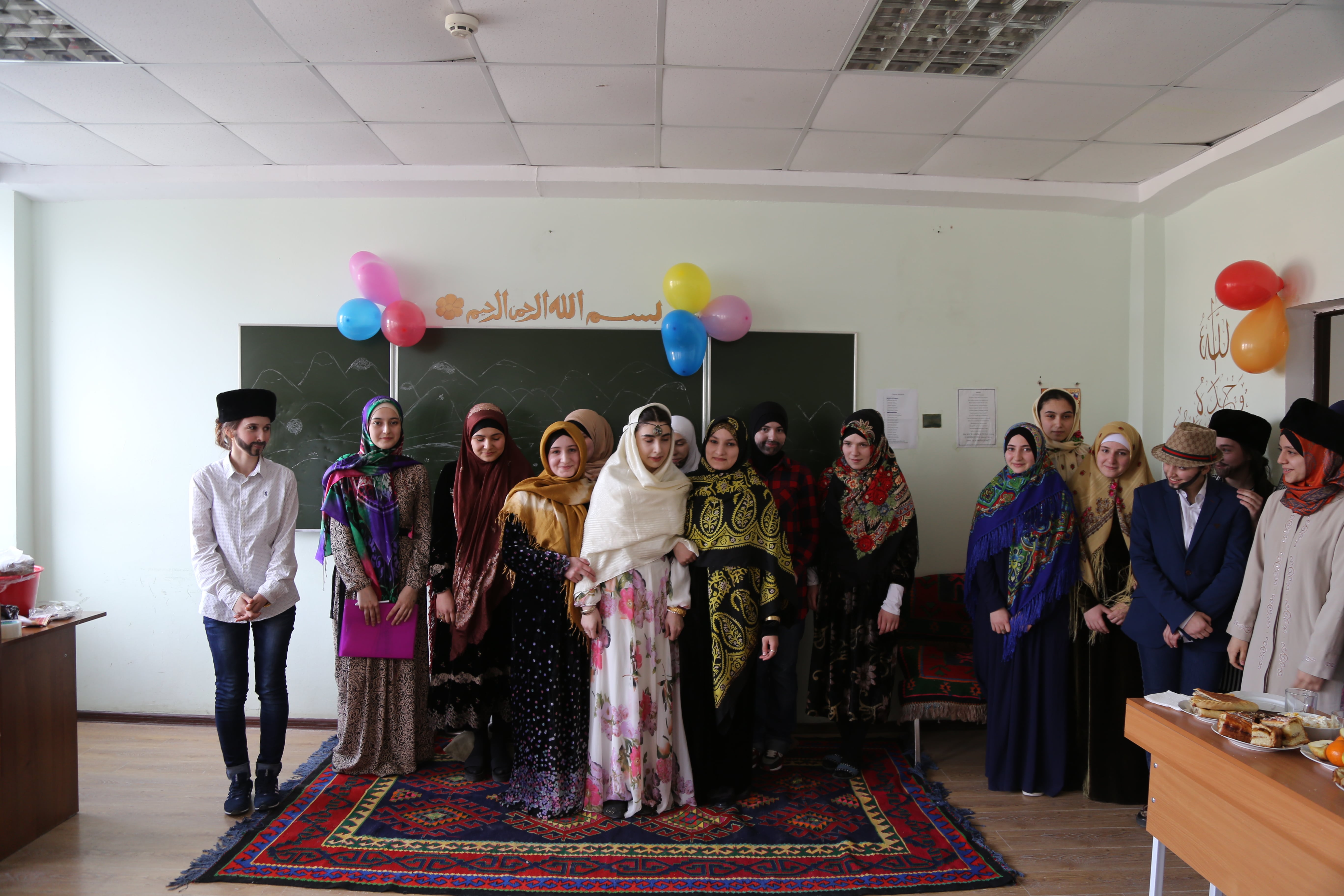 Студенты первого курса, медицинского колледжа имени Башларова, провели открытый урок на тему «Единство народов – богатства Дагестана»