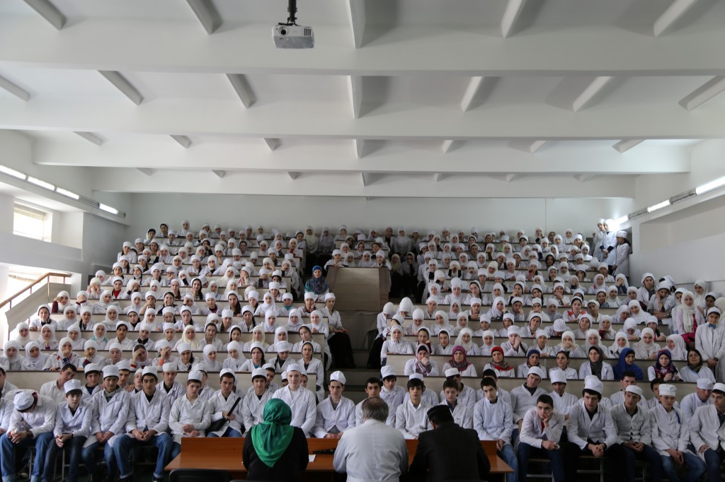 Награждение студентов прошло в Медицинском колледже имени Башларова