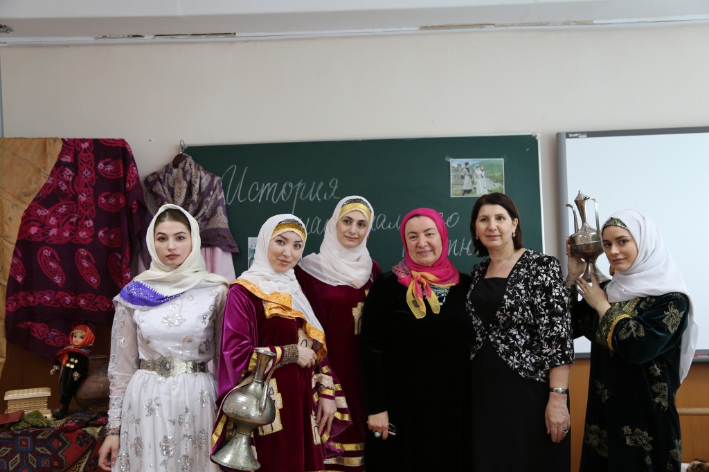 Студенты медицинского колледжа имени Башларова приняли участие в региональной научно – практической конференции «Этнокультура народов Дагестана»