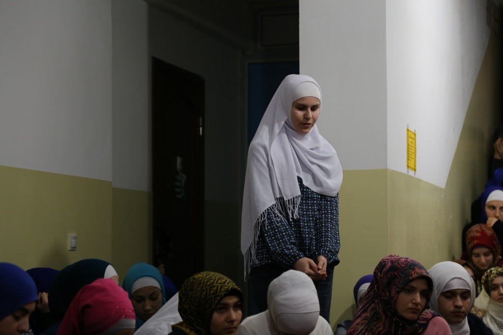 Студенты Медицинского колледжа имени Башларова, проживающие в общежитие, провели мавлид посвященный месяцу РабРаби-уль-авваль