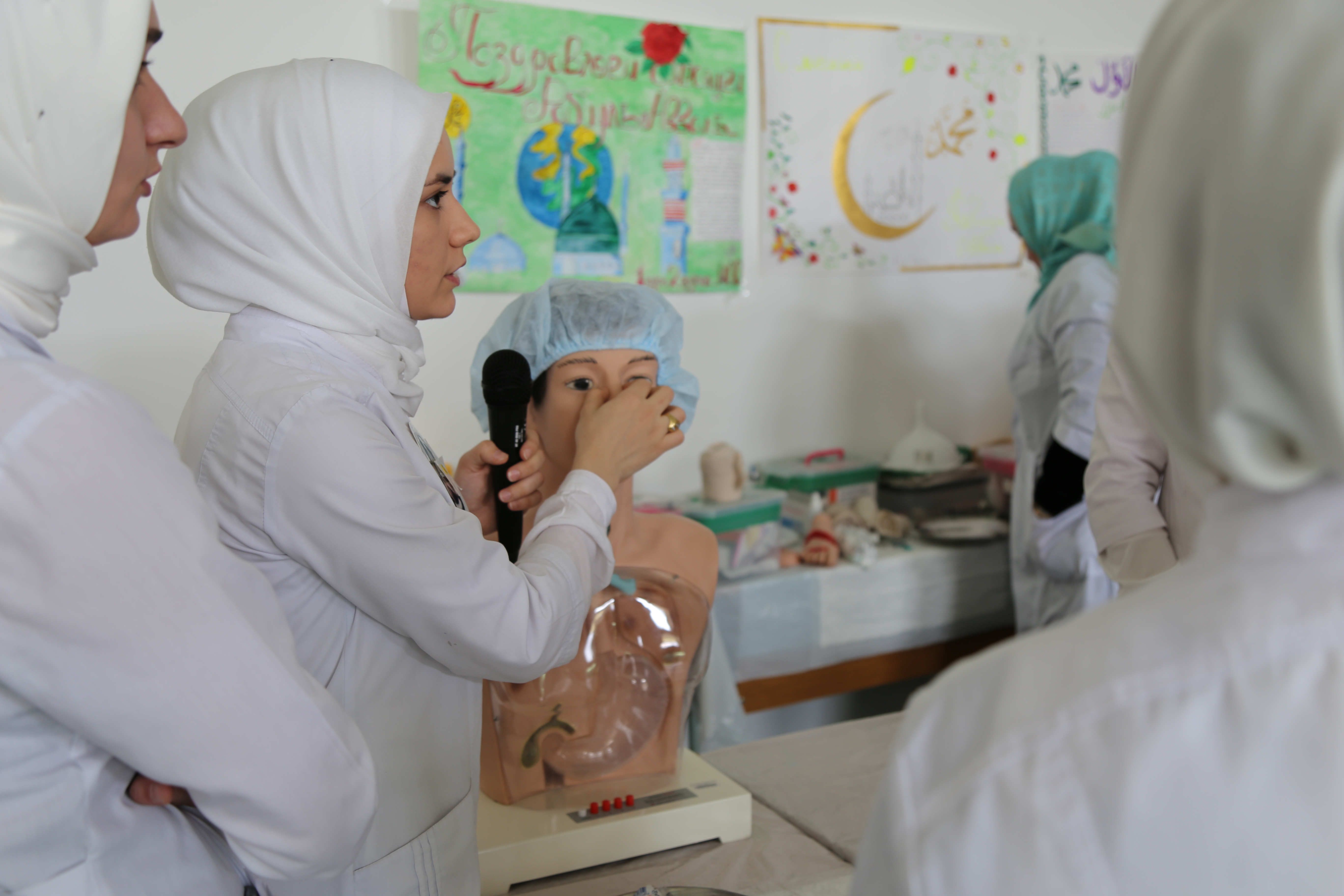 Конкурс «Лучший по профессии» между студентами 4 курса прошел в Медицинском колледже имени Башларова