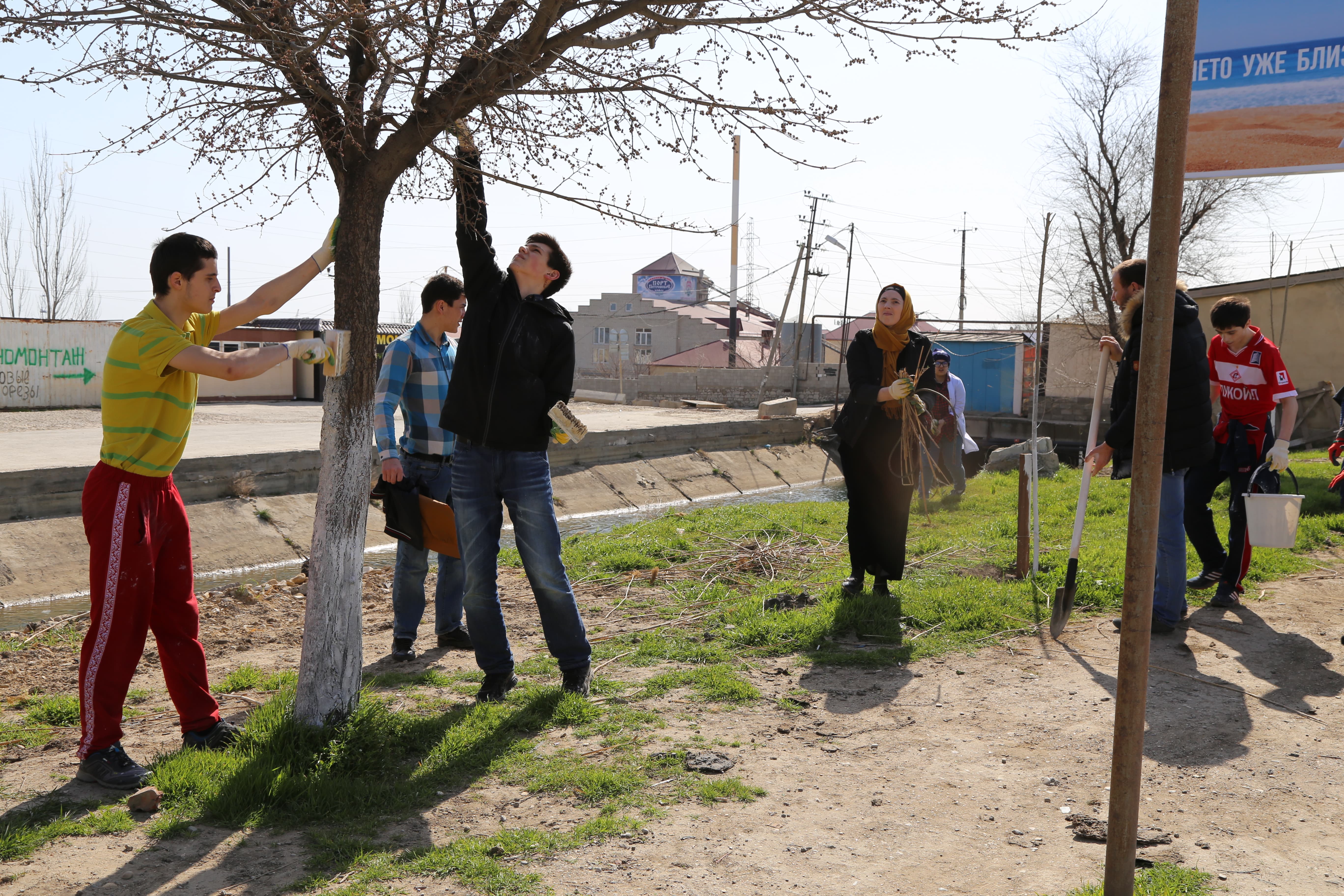26 марта работники и студенты Медицинского колледжа имени Башларова приняли участие в общегородском субботнике, инициированном администрацией города М...