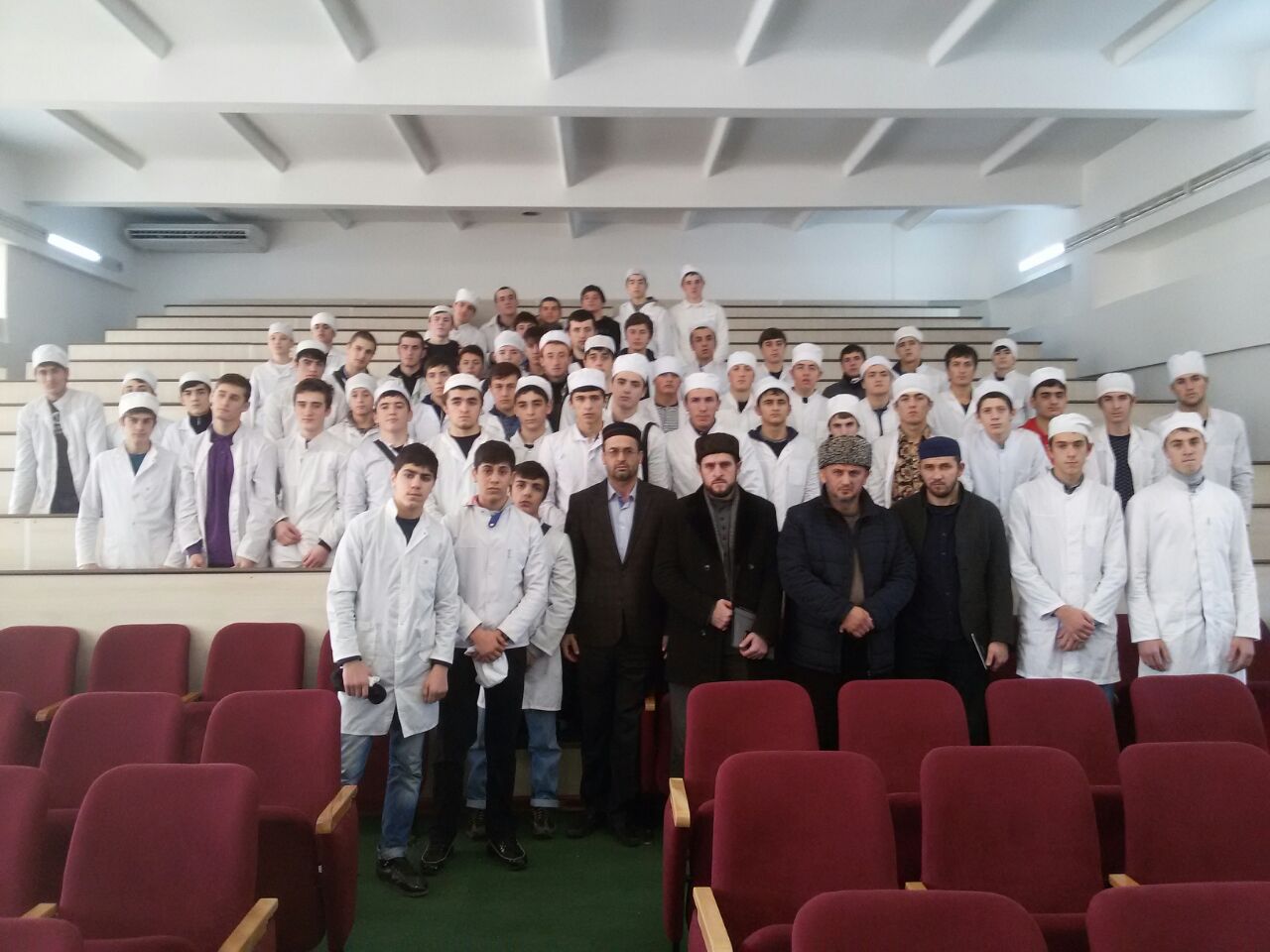 Встреча студентов с заместителем имама Кизлярского района