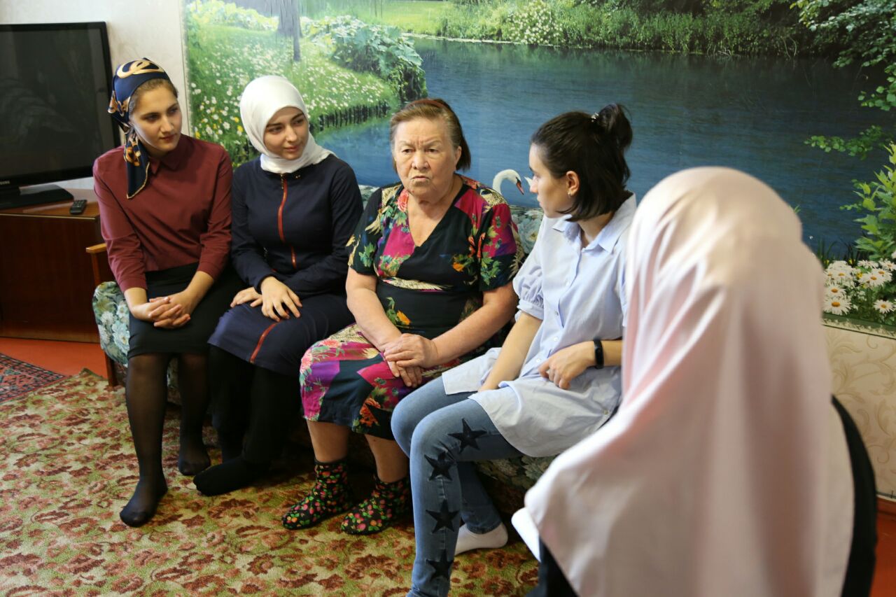 Башларовцы вновь в гостях у Авериной В. Г.