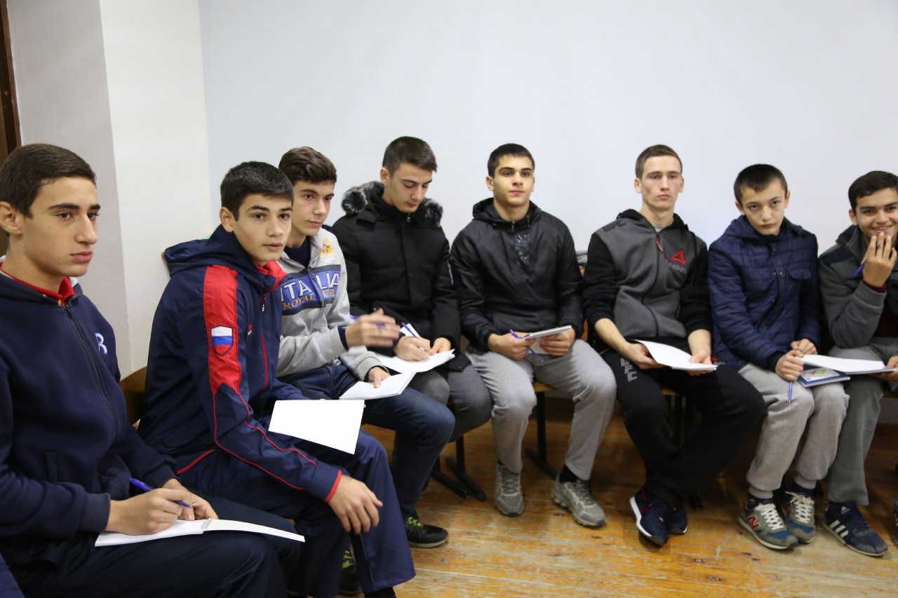 В городе Избербаш состоялась торжественная церемония открытия Первого детского этнофестиваля "АЗБУКА ДРУЖБЫ".