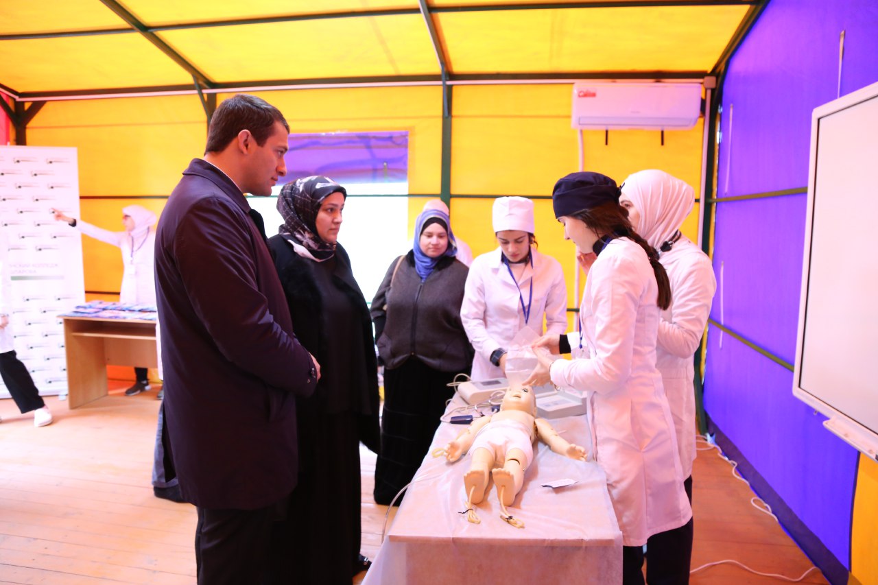 В городе Избербаш состоялась торжественная церемония открытия Первого детского этнофестиваля "АЗБУКА ДРУЖБЫ".