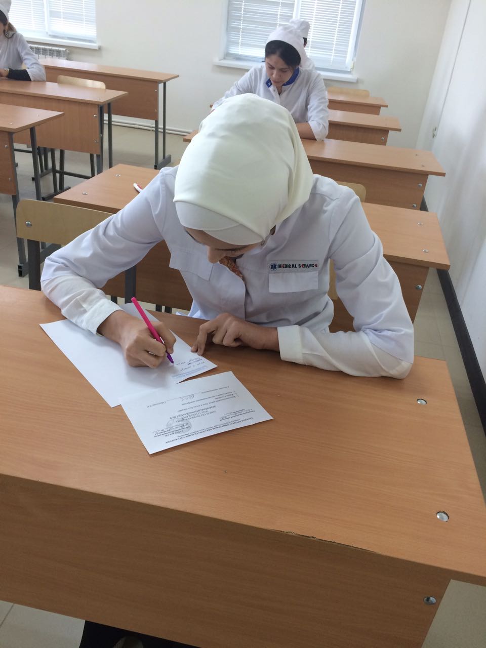 Медицина, взятая в плане теории, — это, прежде всего общая биология.