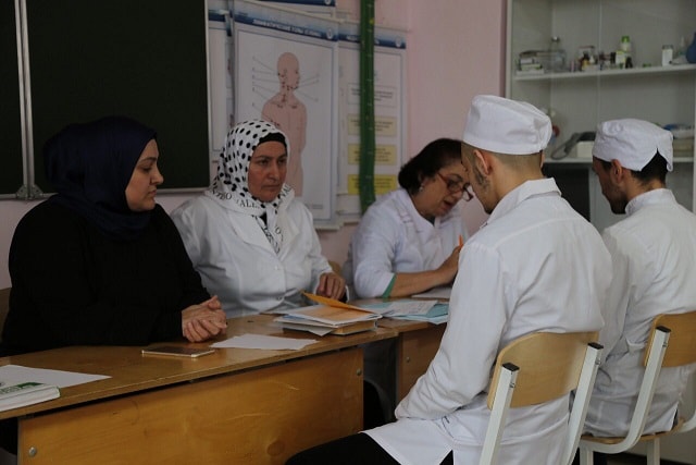 У учащихся выпускного курса началась защита преддипломной практики