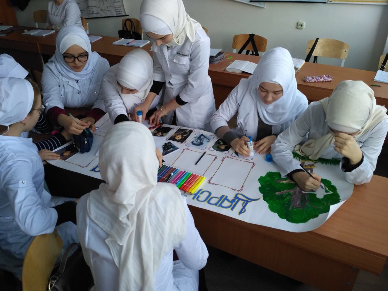 В медицинском колледже имени Башларова проходит конкурс на лучшую литературную газету