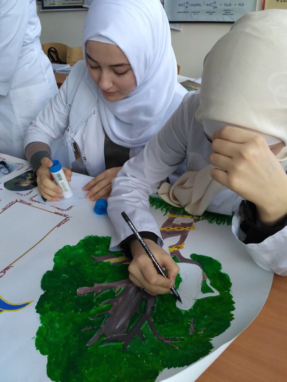 В медицинском колледже имени Башларова проходит конкурс на лучшую литературную газету