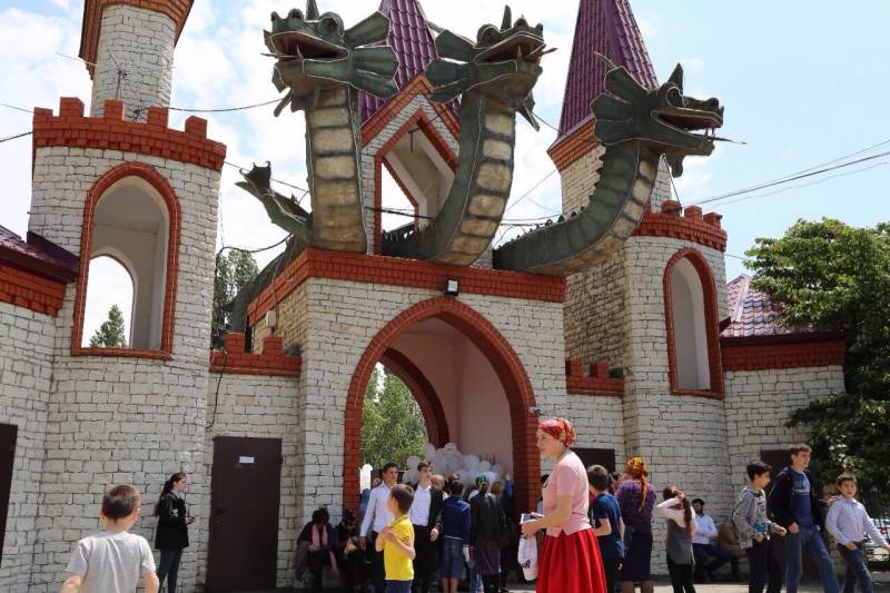 Детских улыбок радостный день