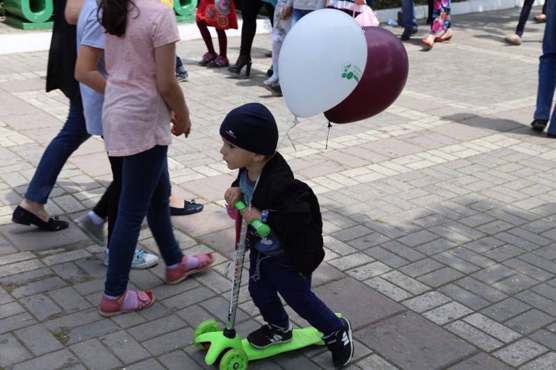 Детских улыбок радостный день