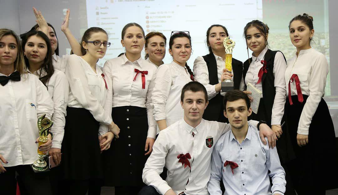 Студенты МК им. Башларова провели игру КВН