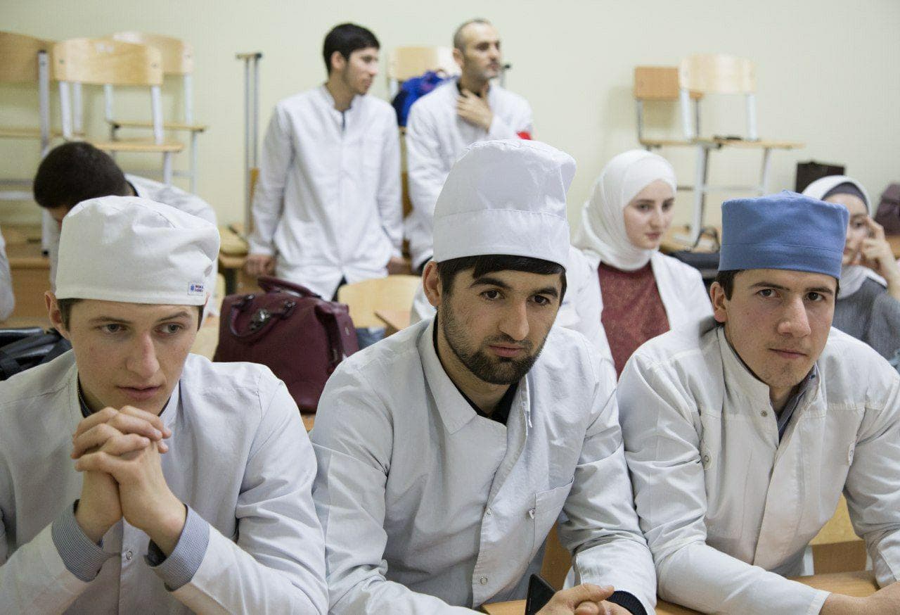 В МК им. Башларова прошла интеллектуальная игра "Брейн- ринг"