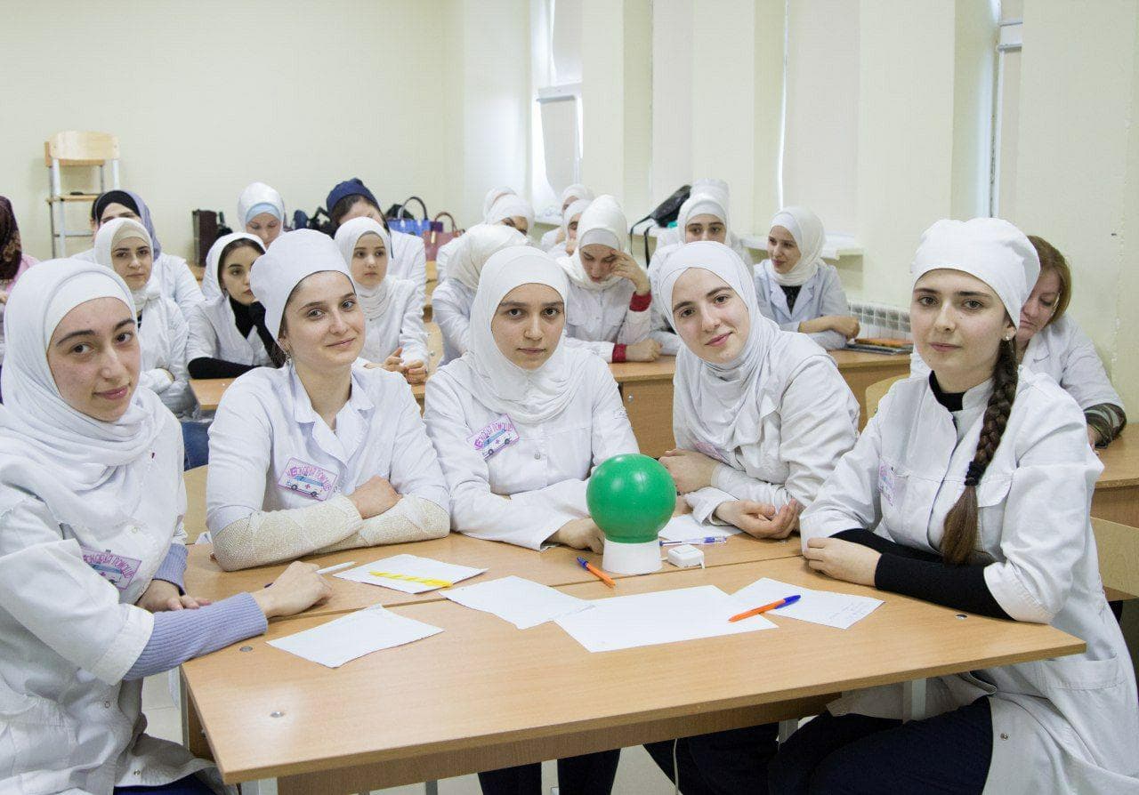 В МК им. Башларова прошла интеллектуальная игра "Брейн- ринг"