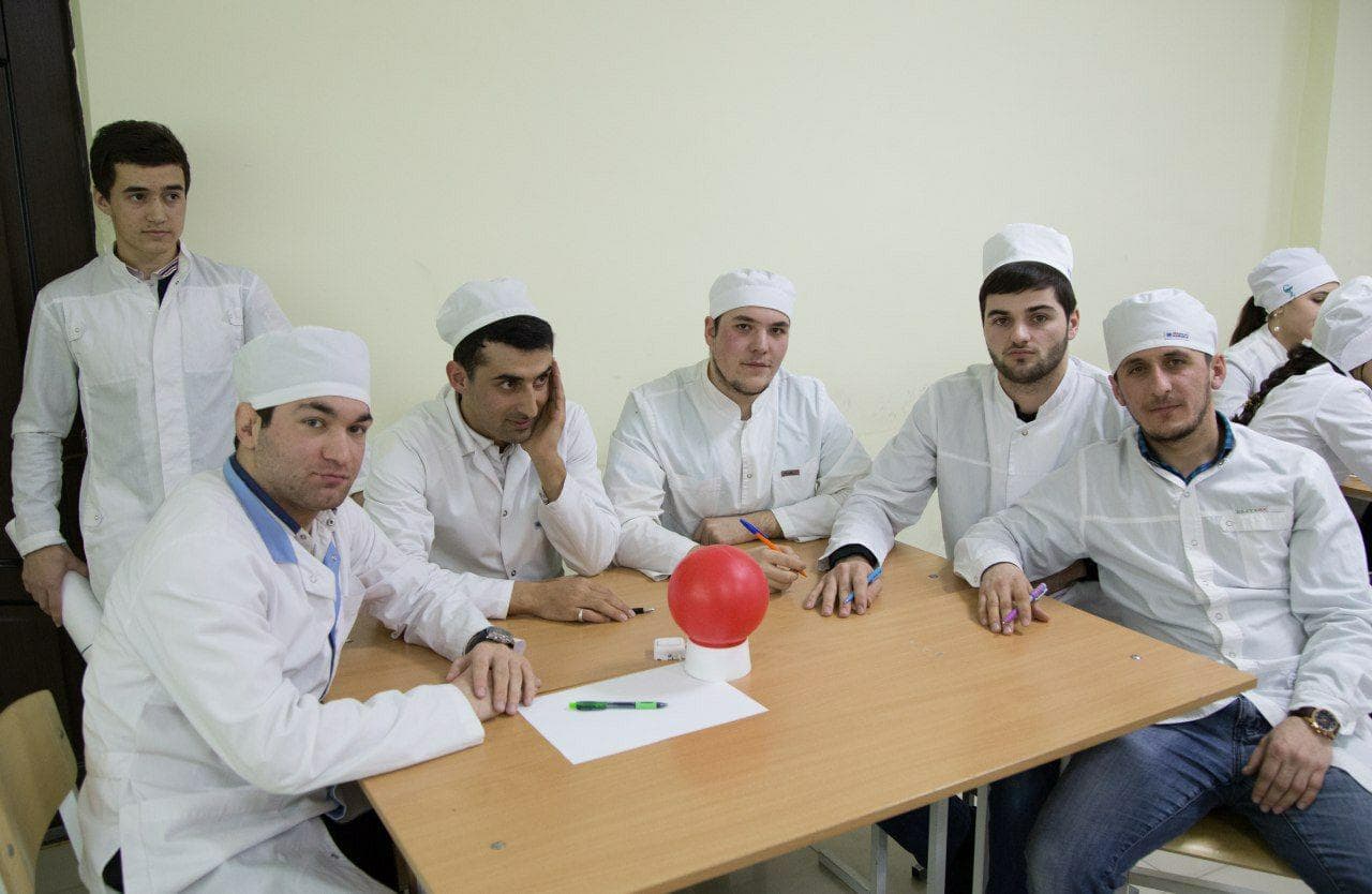 В МК им. Башларова прошла интеллектуальная игра "Брейн- ринг"