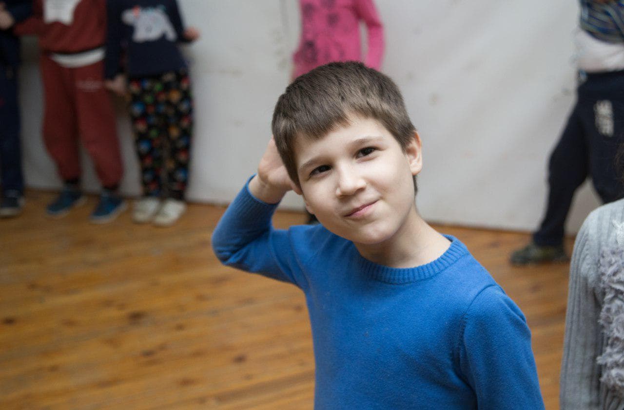 Студенты МК им. Башларова посетили школу- интернат для сирот.