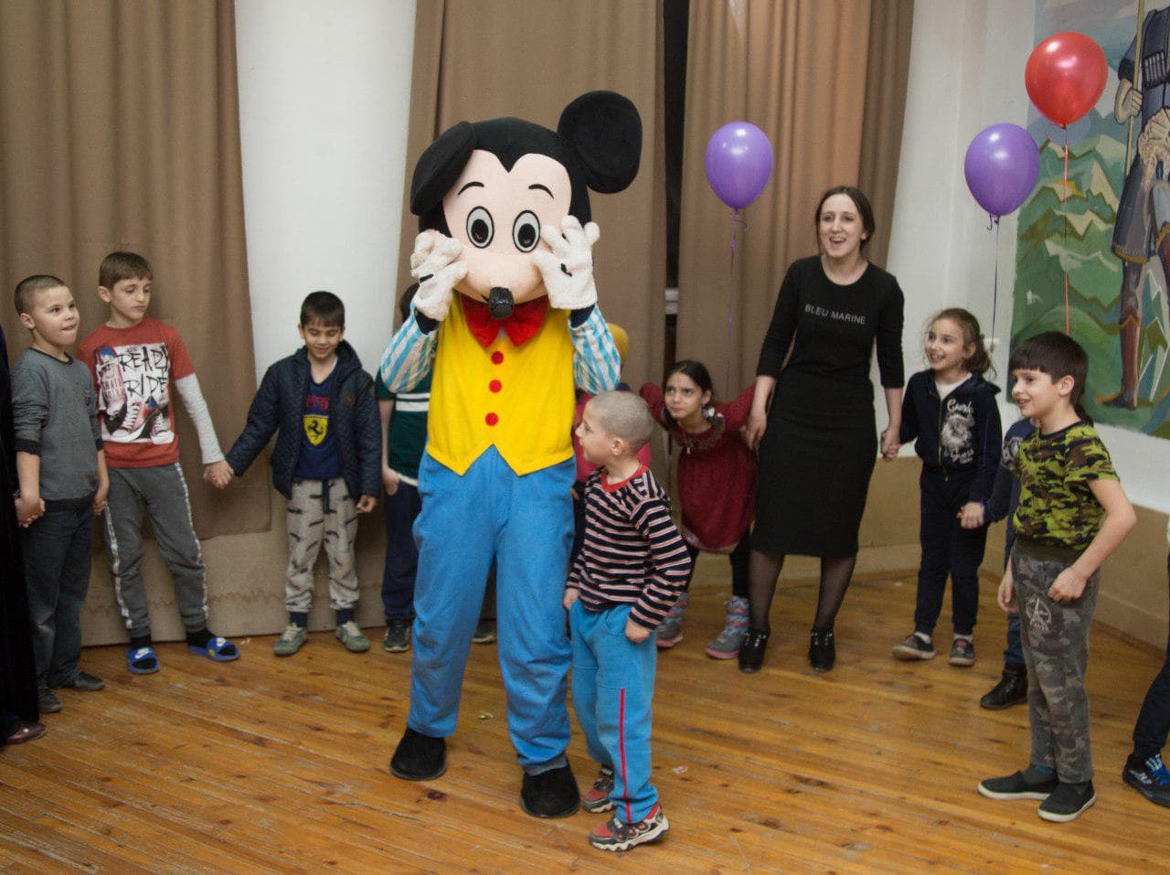 Студенты МК им. Башларова посетили школу- интернат для сирот.