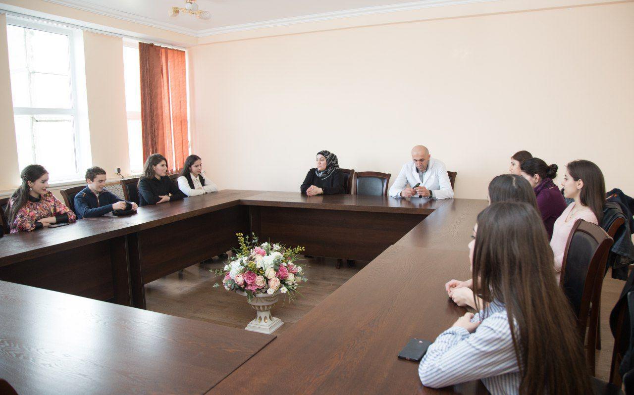 Студенты МК им. Башларова филиала г. Дербент, посетили головной ссуз.