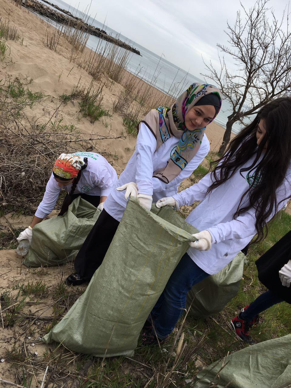 Студенты МКиБ приняли экологическую эстафету.