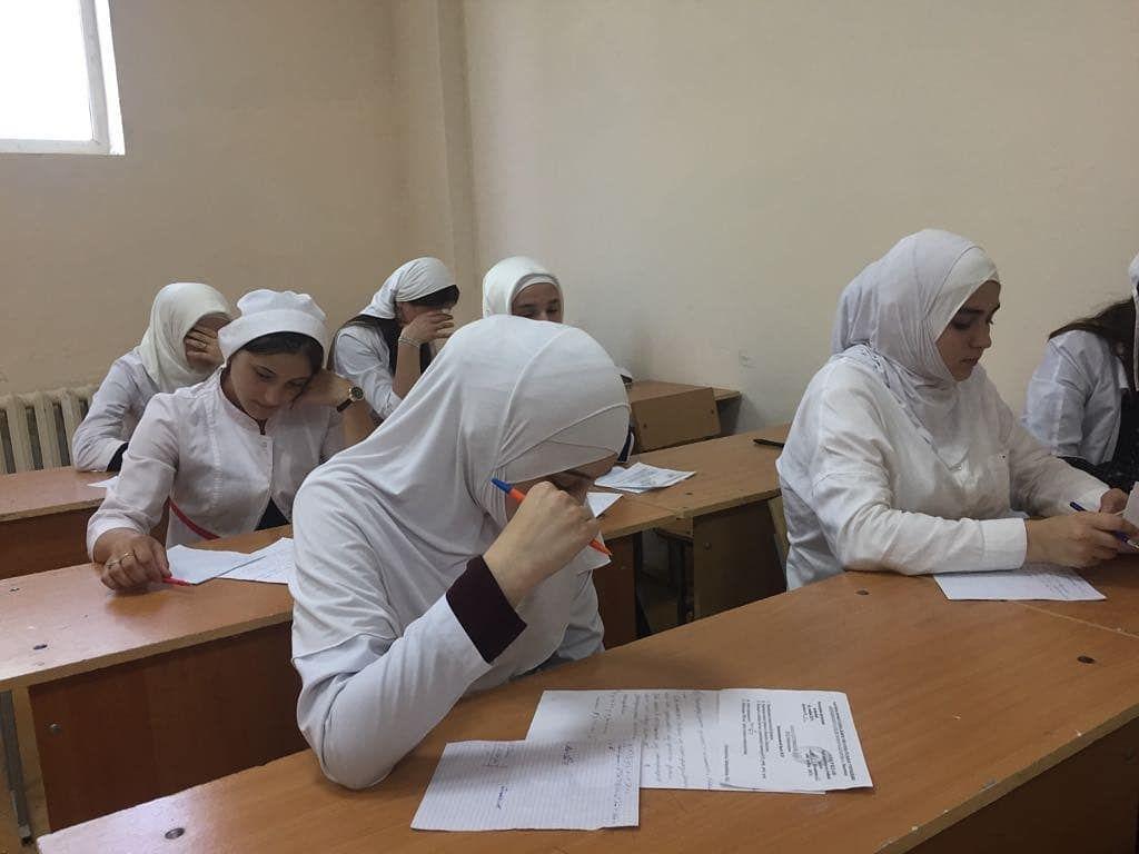 Началась летняя экзаменационная сессия