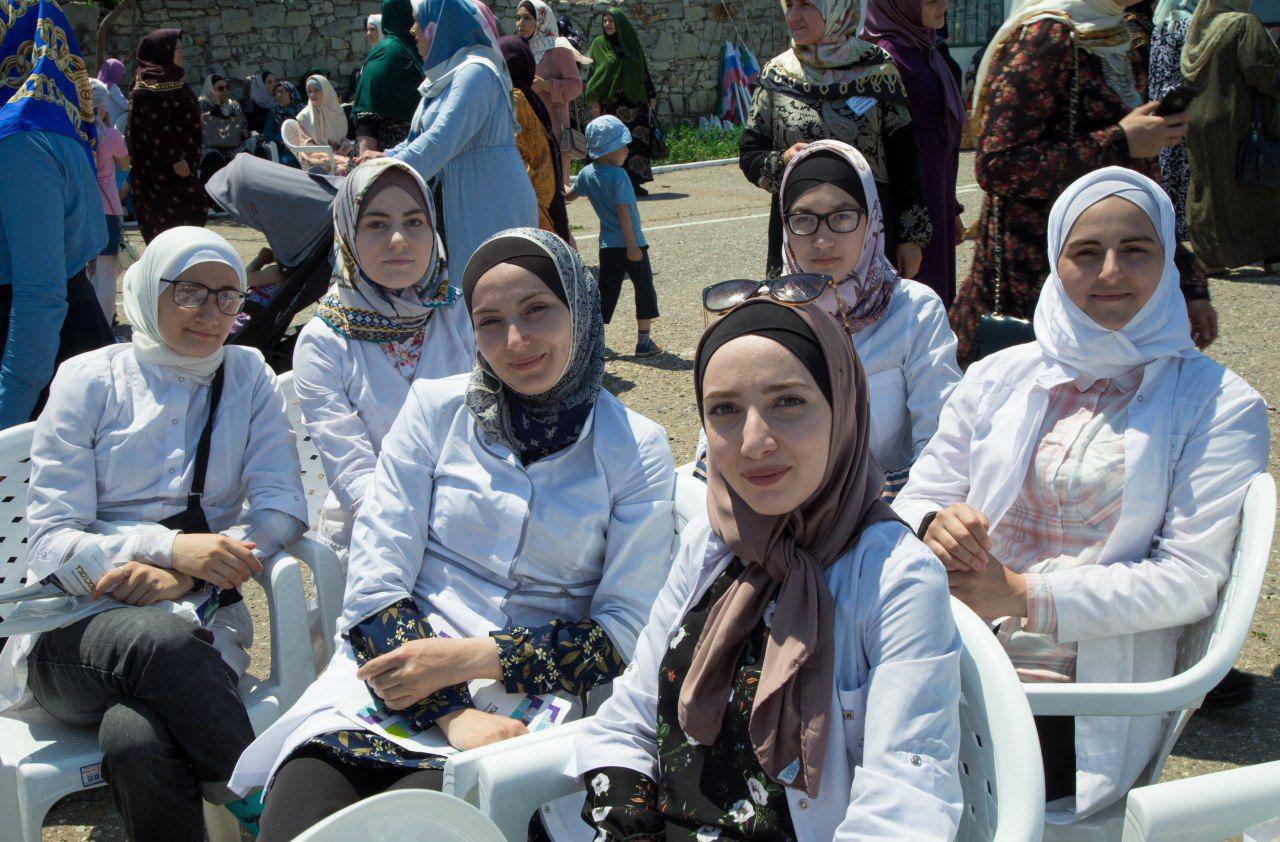 Республиканский женский форум "Женщина - символ мира и добра"