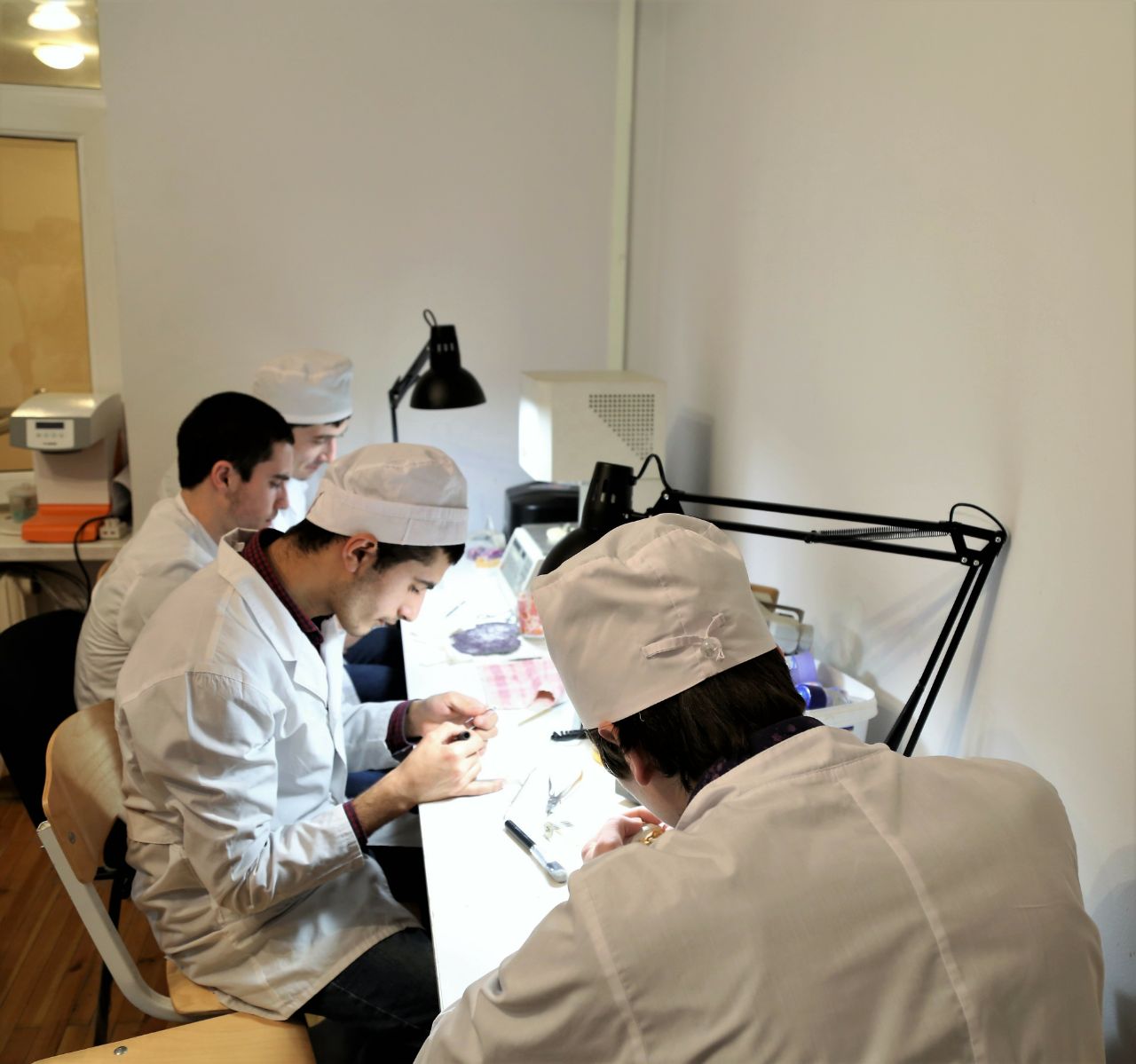 Тяжело в учении легко на практике.