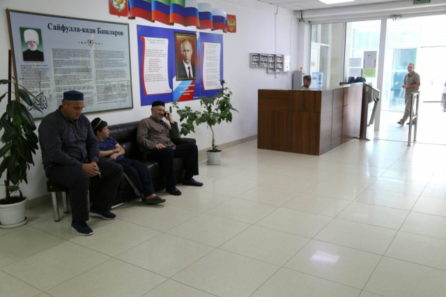 ДГИ приглашает выпускников-башларовцев продолжить образование