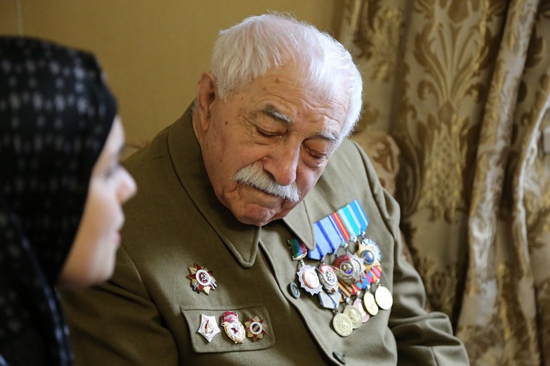 Ветеран ВОВ принял башларовцев у себя в гостях