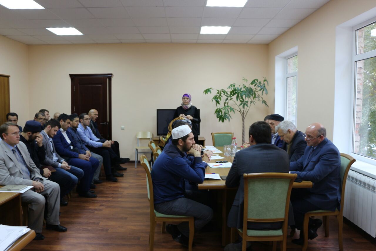 В Дагестанском гуманитарном институте прошло заседание Совета директоров образовательных организаций.