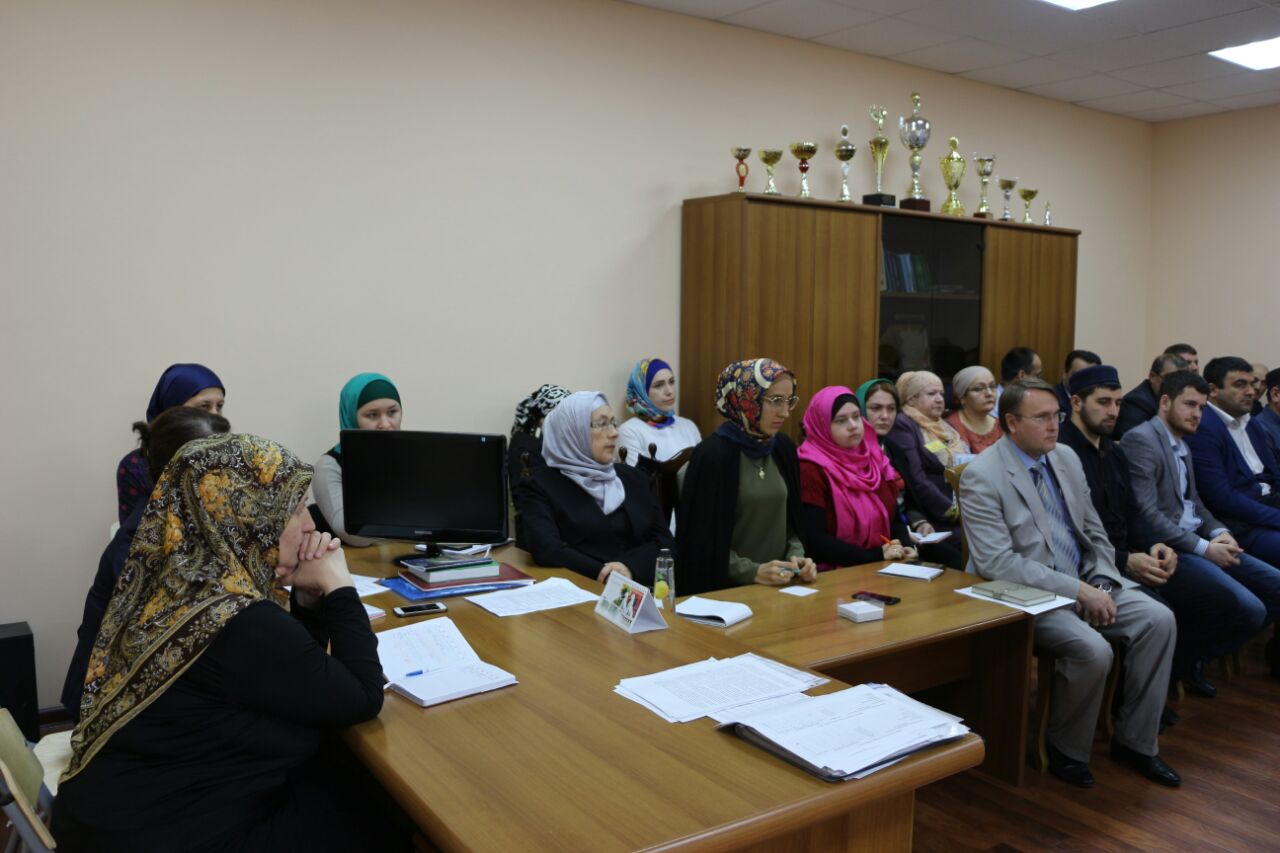 В Дагестанском гуманитарном институте прошло заседание Совета директоров образовательных организаций.