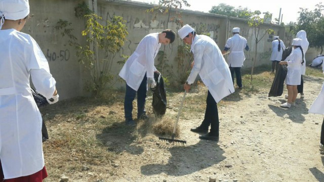 Башларовцы приняли участие в городском субботнике