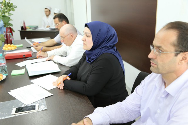 Защитились!