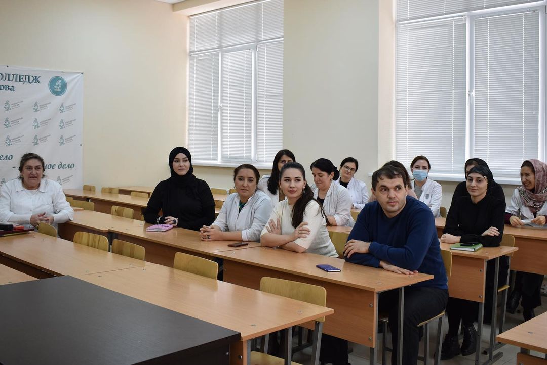 Инструктаж пожарной техники безопасности для преподавателей колледжа.