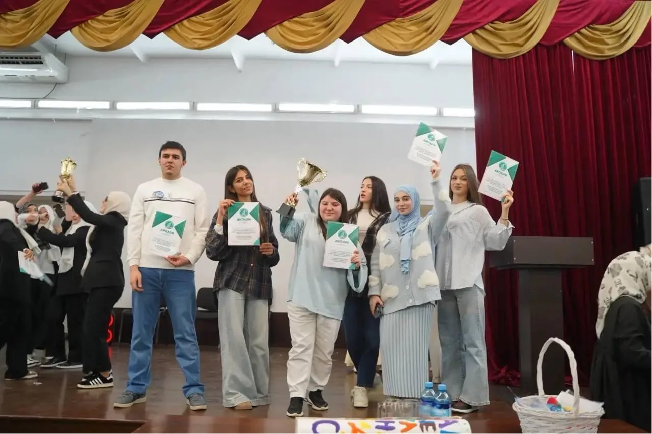 Клуб Веселых и Находчивых МКиБ