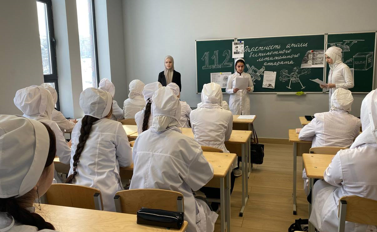 Кураторский час на тему «Опасность атаки беспилотного  летательного аппарата»