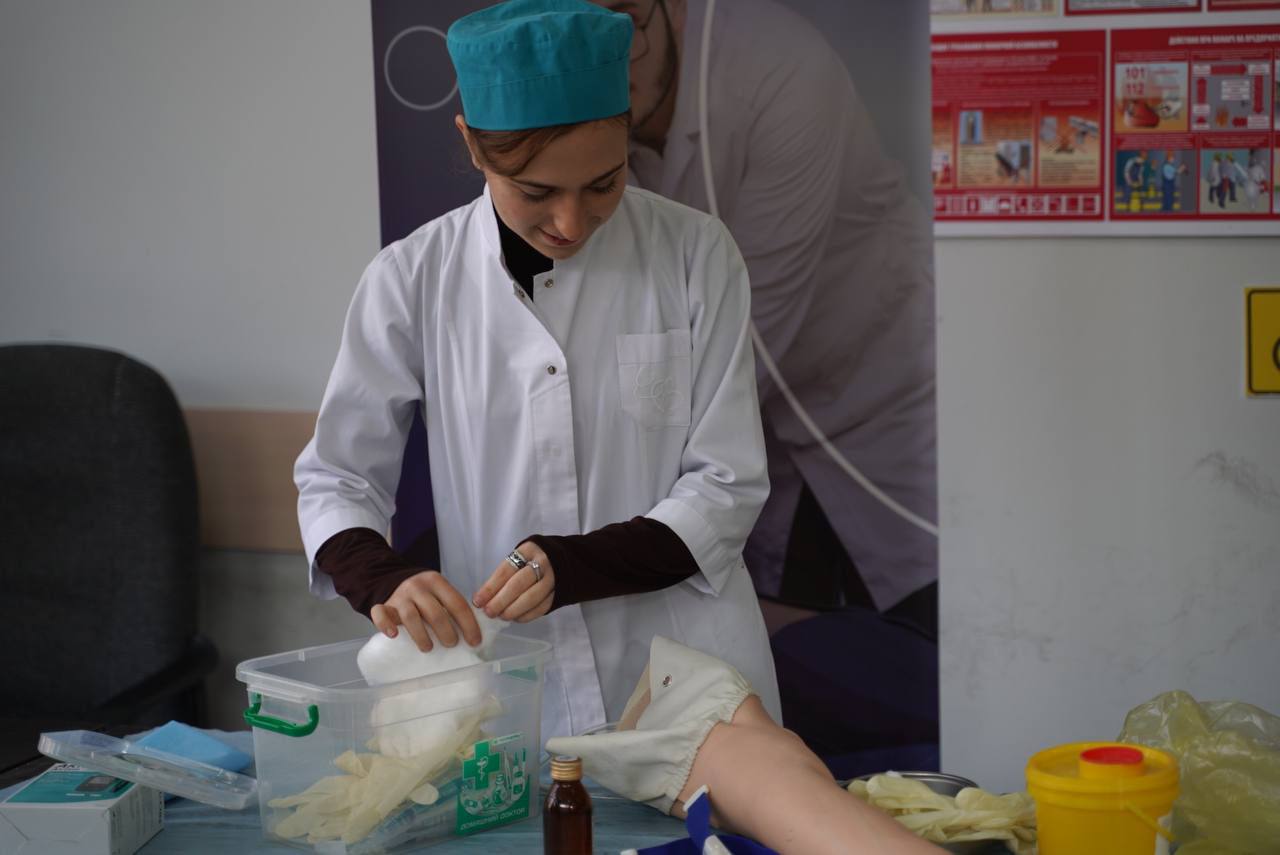 мероприятие «Я – студент ДГИ», посвященное 100-летию Расула Гамзатова.