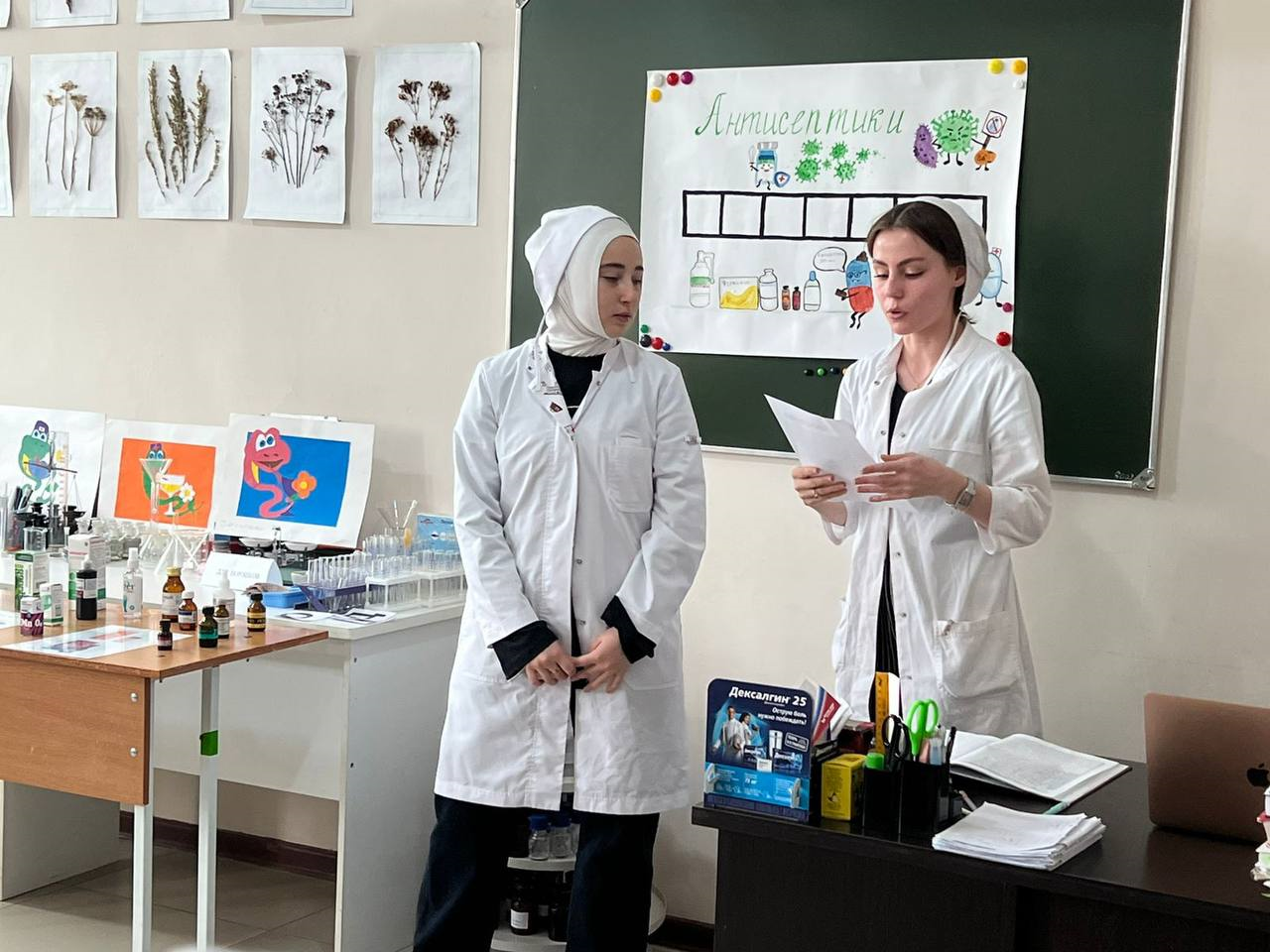 Открытый урок по фармакологии прошел в МК им. Башларова