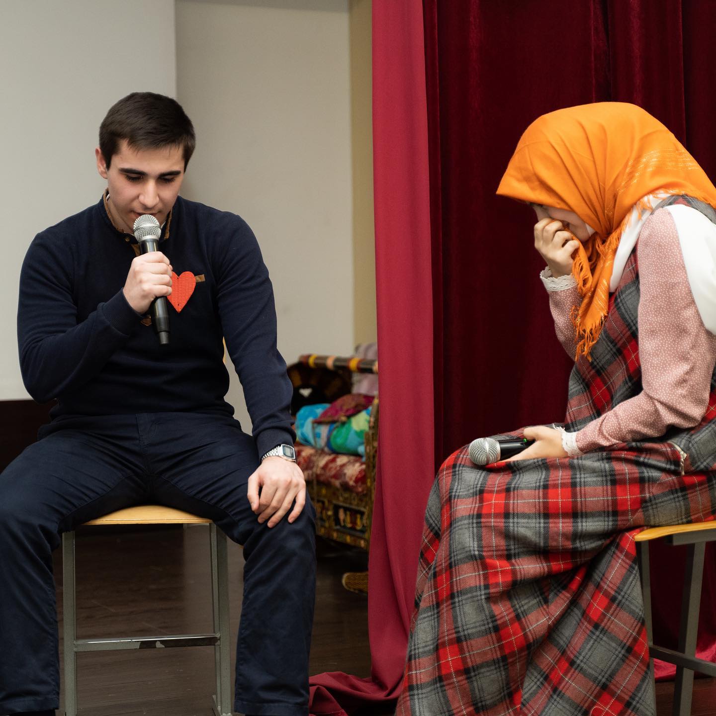 Поэма «Тучи покидают небо»,