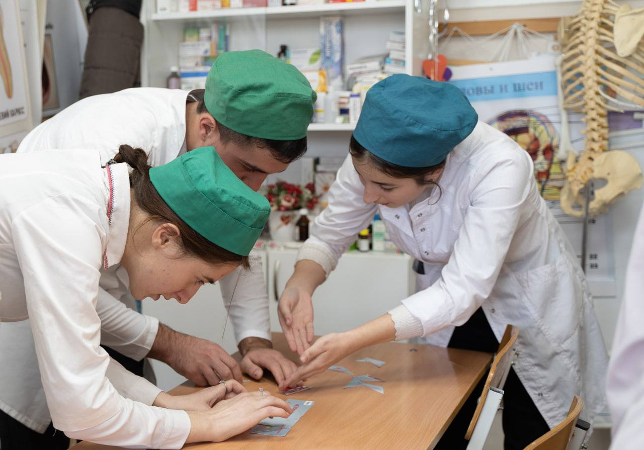 «Познавательная фармакология»