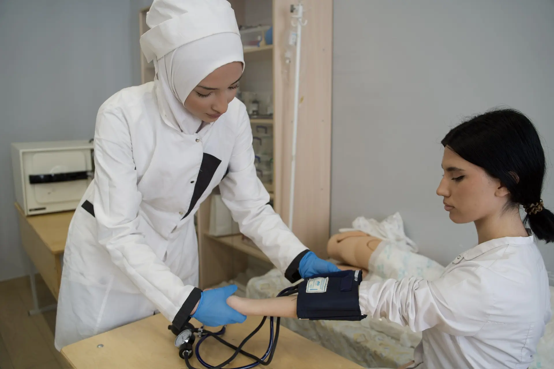 «Профессионалы»