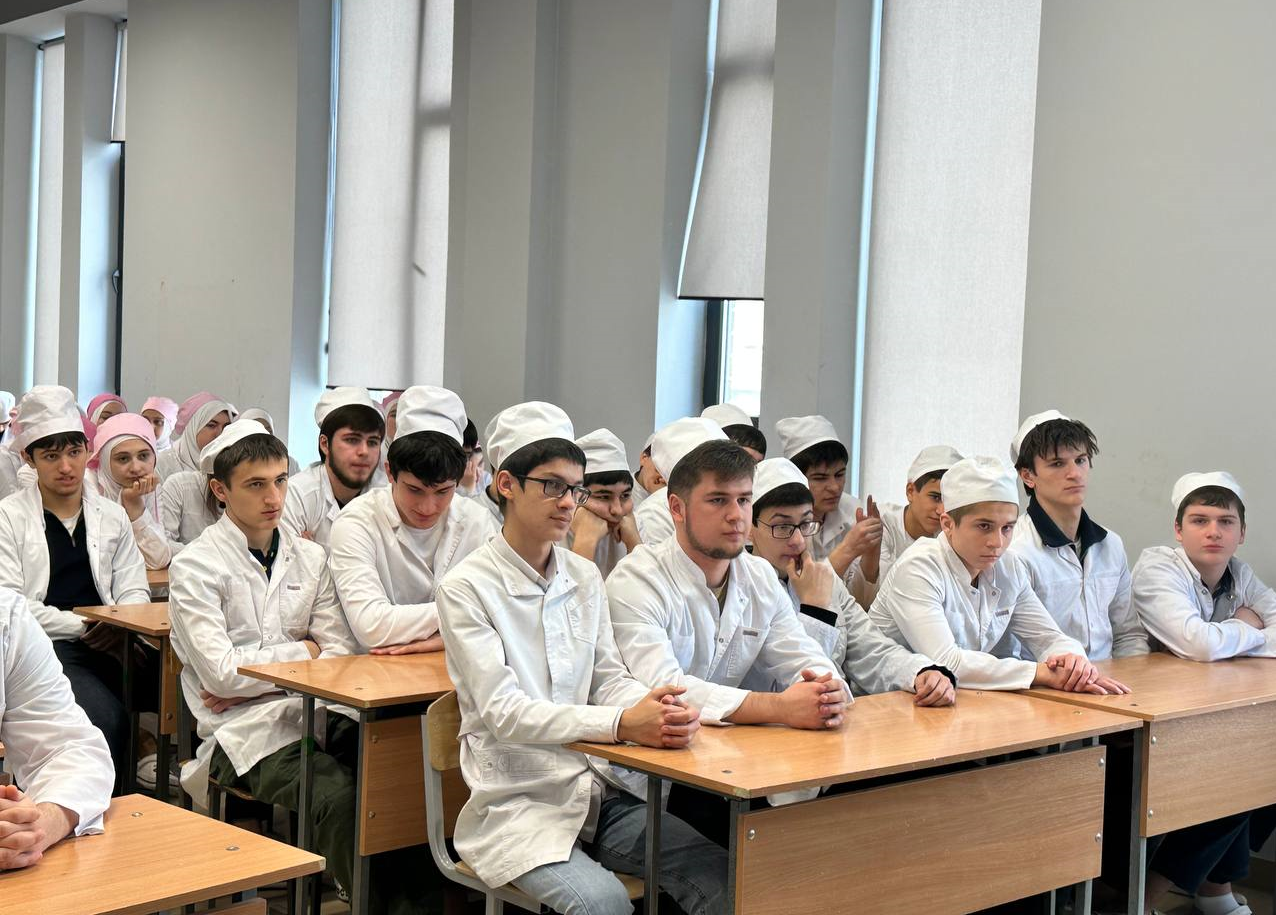 Профилактическая встреча со студентами медицинского колледжа