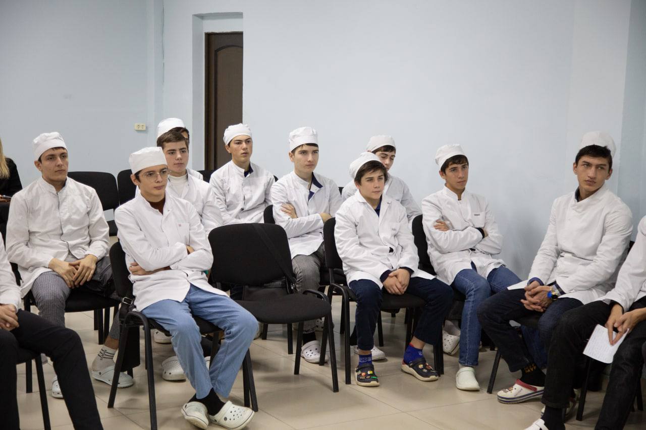 Российский красный крест (РКК) запустил всероссийскую обучающую программу по первой помощи для школьников и студентов.